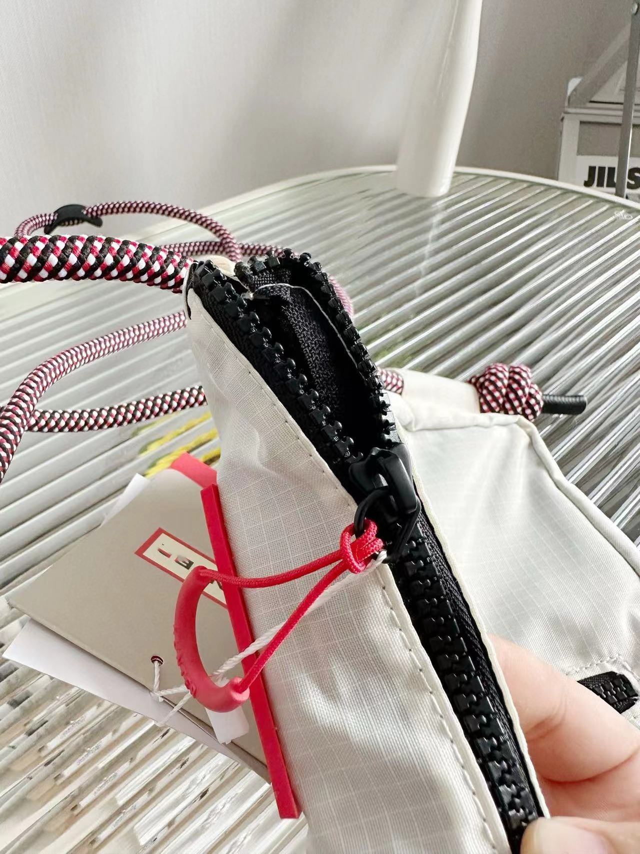 Adjustable Shoulder Straps, Zi - Travel Access ulasan dan harga